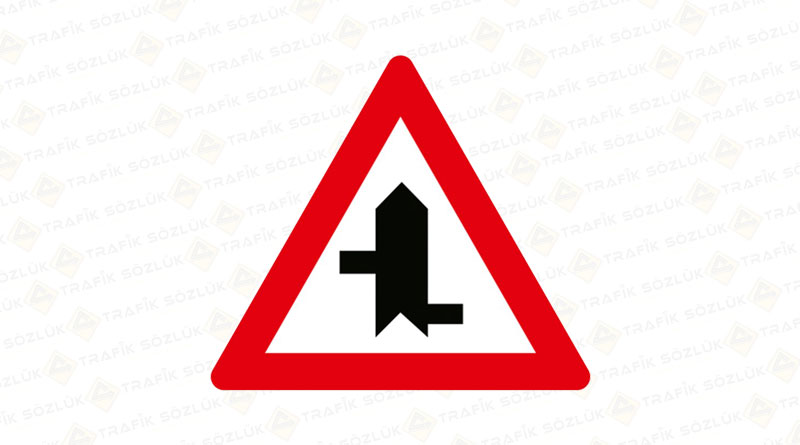 kontrolsuz kavsak nedir 2021 trafik sozluk