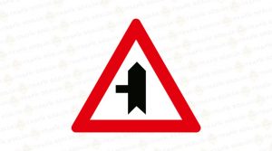 Kontrolsüz kavşak nedir ? 10 Ana Yol Tali Yol Levhası T-22-c