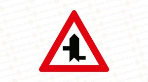 Kontrolsüz kavşak nedir ? 7 Ana Yol Tali Yol T-22-d